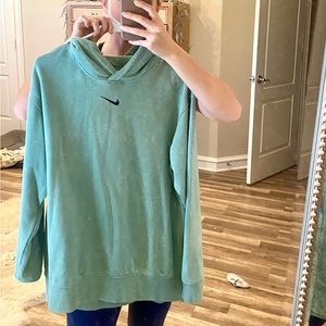 Nike oversized sweatshirt
